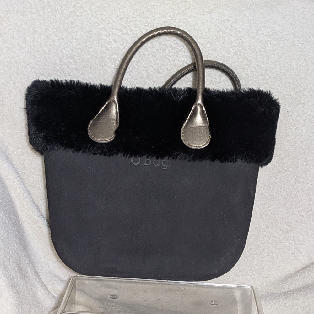 O Bag Mini Women's Black Bag‎ Pewter Handles Removable Faux Fur Trim Statement